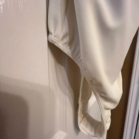 JLUXLABEL Cream Bodysuit with Detachable Spaghetti Straps, size medium run small - Picture 4 of 10
